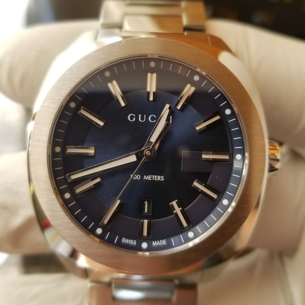 GUCCI MEN'S GG2570 SWISS STAINLESS STEEL WATCH 41m
